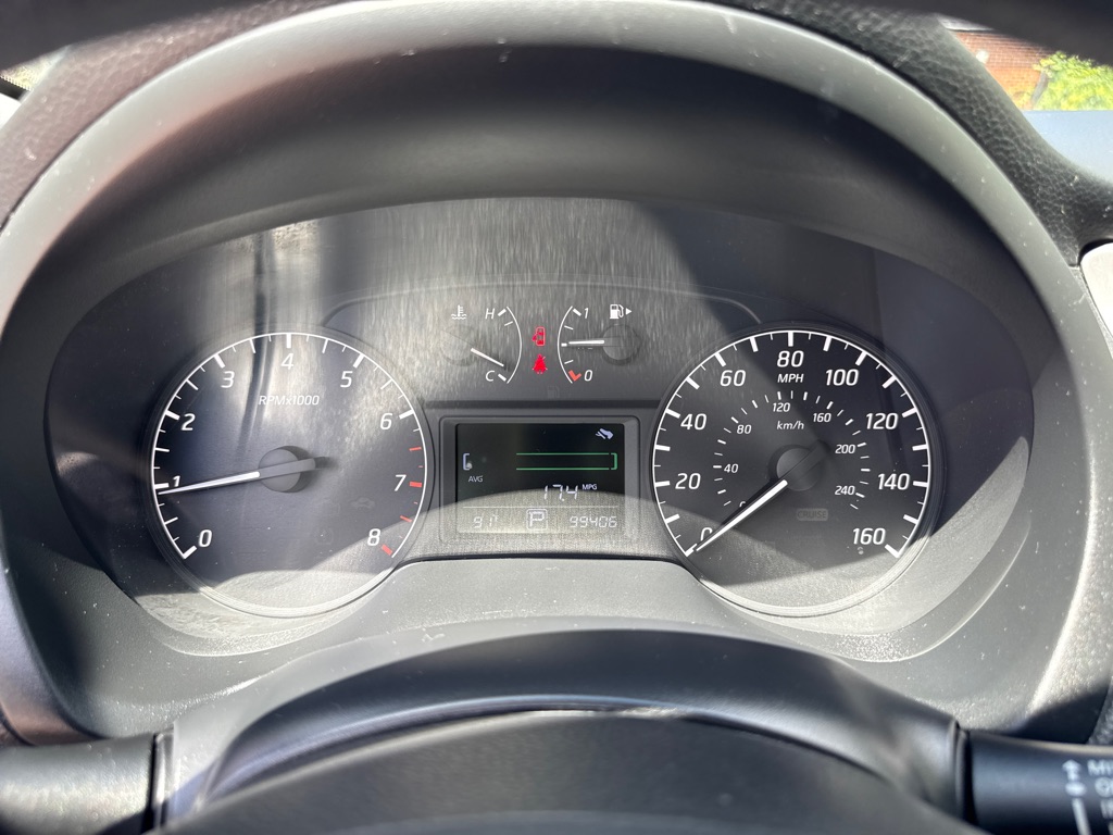 Photo 15 of this NISSAN SENTRA