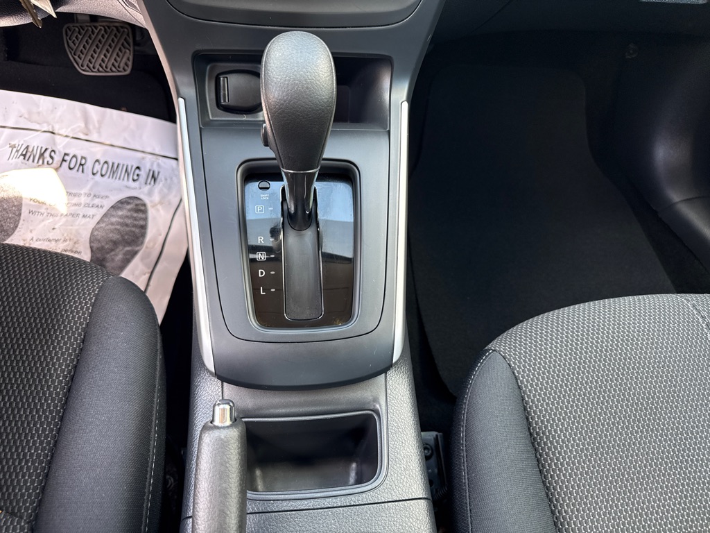 Photo 14 of this NISSAN SENTRA
