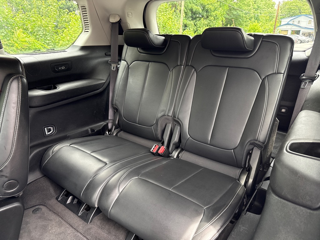 Photo 7 of this JEEP GRAND CHEROKEE