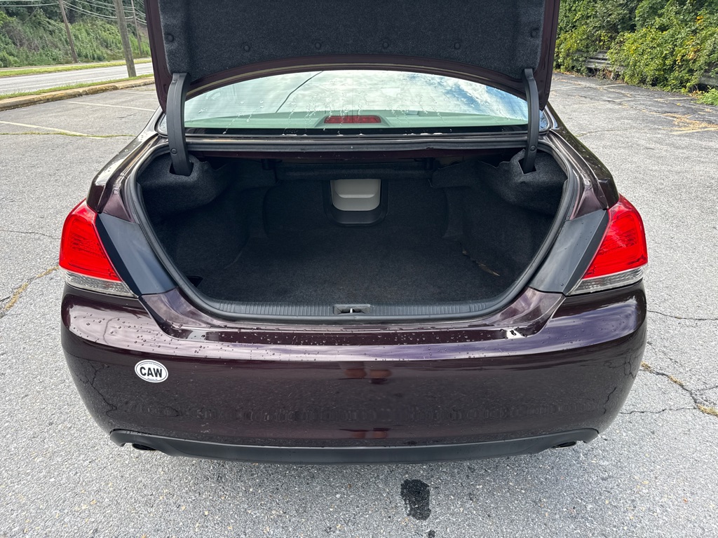 Photo 9 of this TOYOTA AVALON