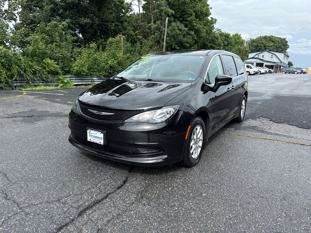 2023 CHRYSLER VOYAGER