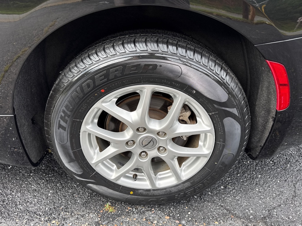 Photo 12 of this CHRYSLER VOYAGER