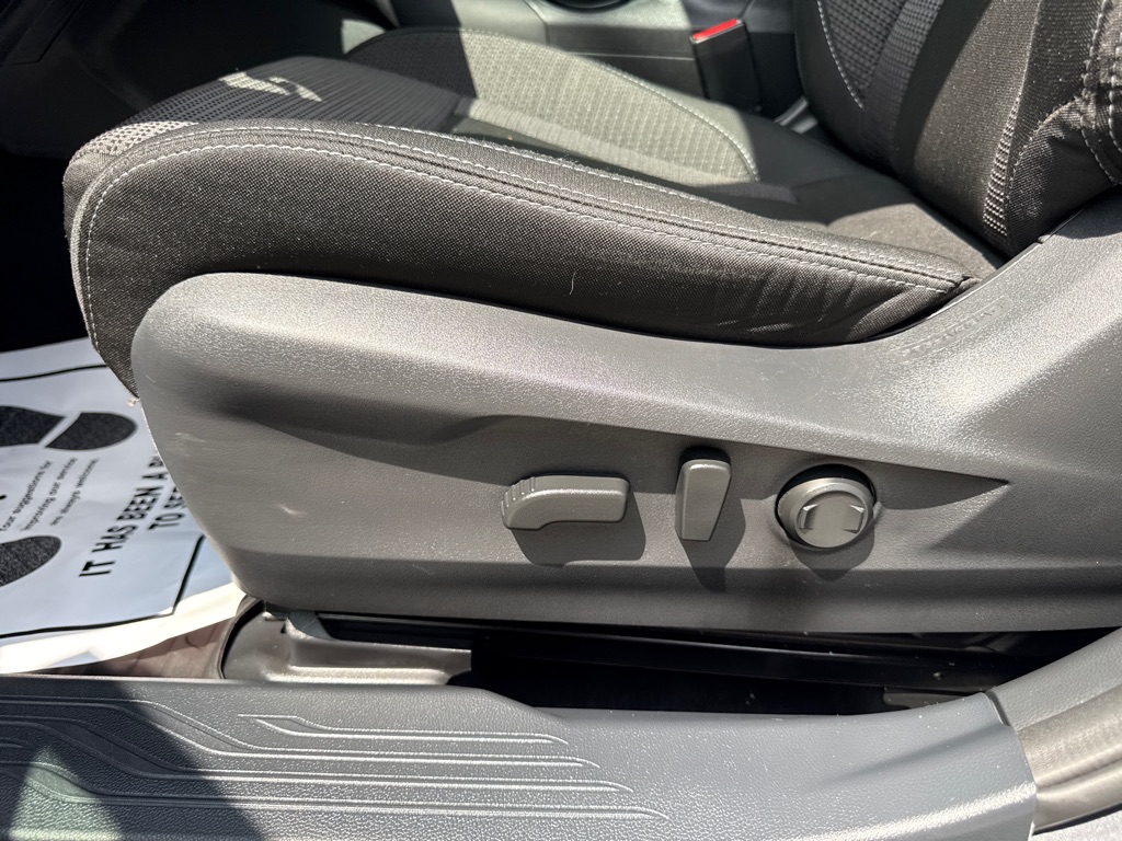 Photo 24 of this SUBARU OUTBACK