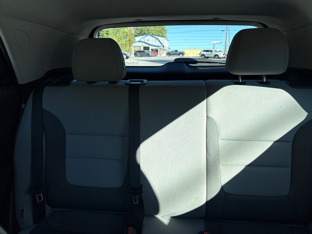 Photo 12 of this CHEVROLET TRAILBLAZER