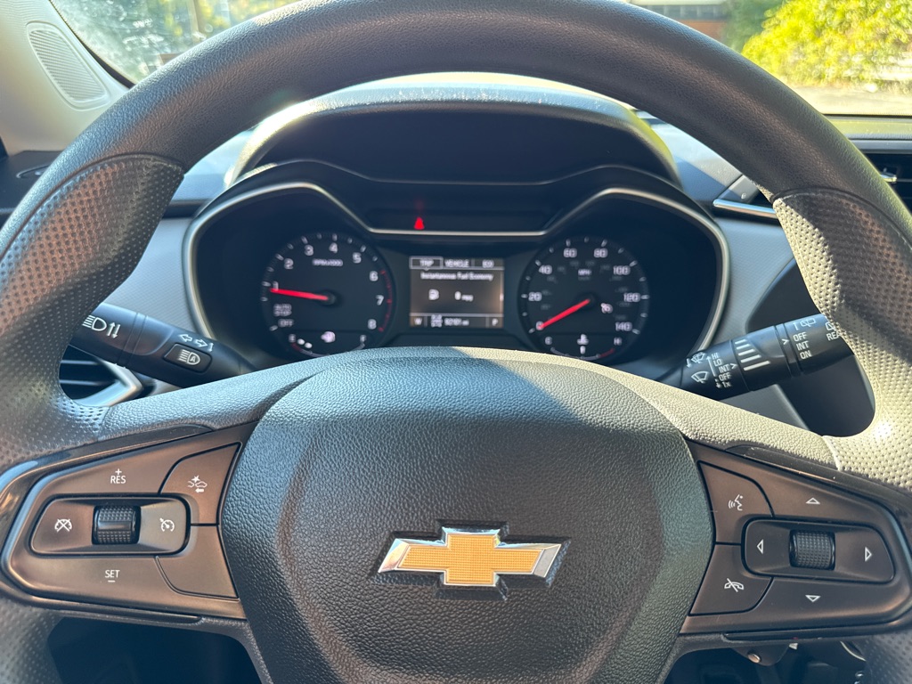 Photo 18 of this CHEVROLET TRAILBLAZER