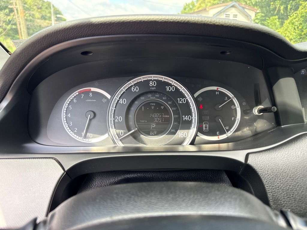 Photo 17 of this HONDA ACCORD