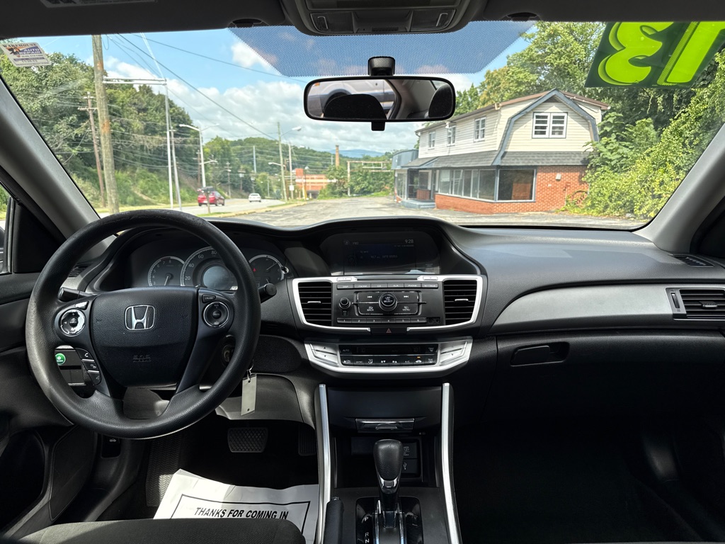 Photo 11 of this HONDA ACCORD