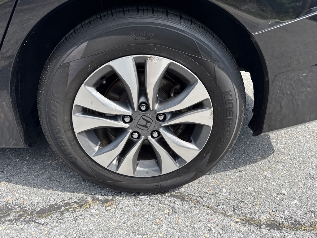 Photo 10 of this HONDA ACCORD