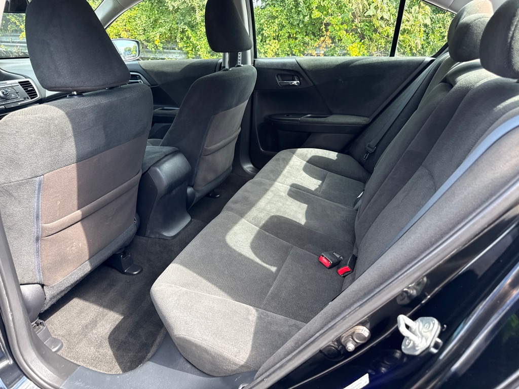 Photo 6 of this HONDA ACCORD