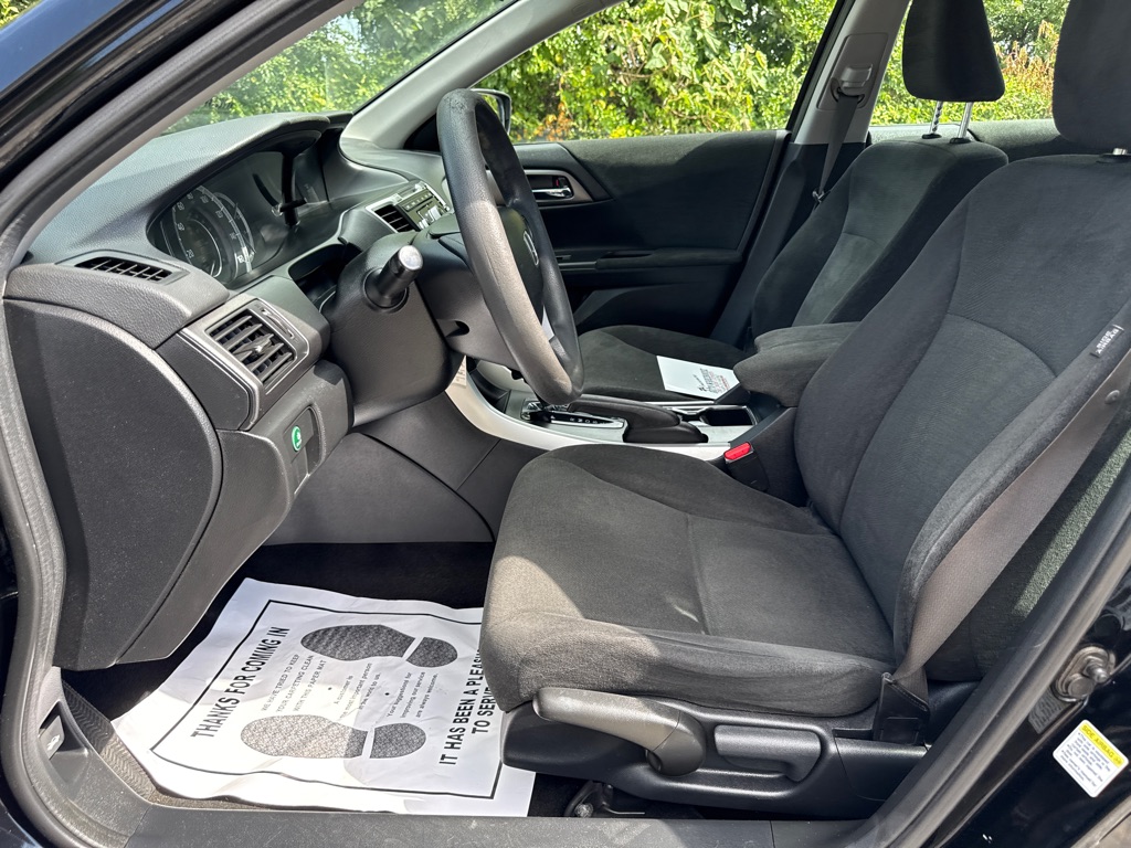 Photo 5 of this HONDA ACCORD