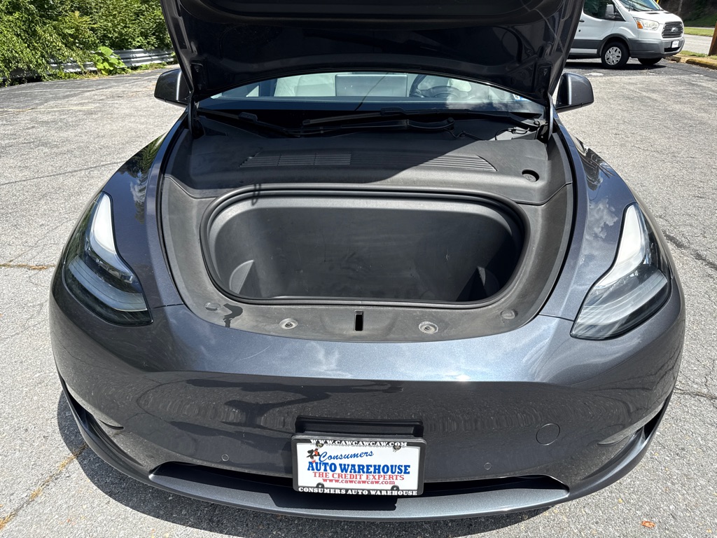 Photo 7 of this TESLA MODEL Y