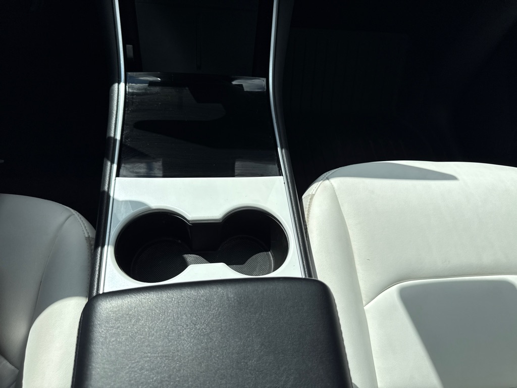 Photo 20 of this TESLA MODEL Y