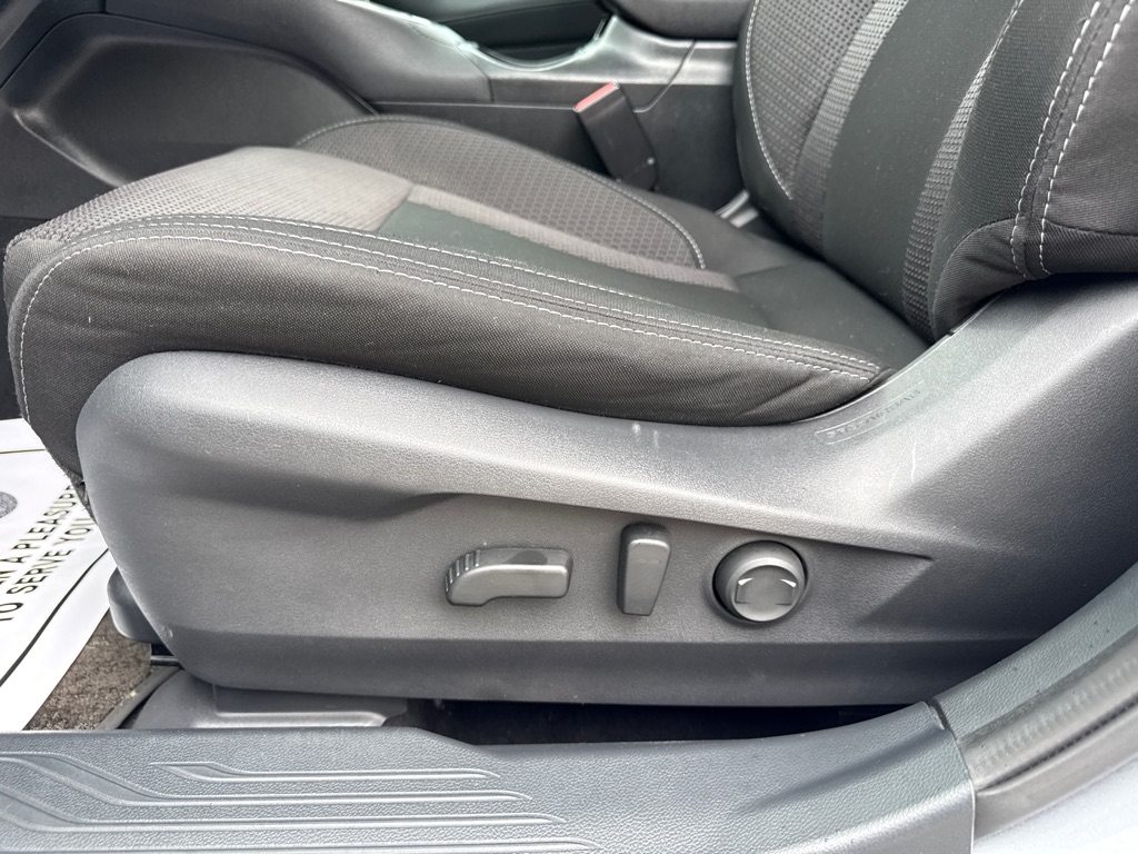 Photo 23 of this SUBARU OUTBACK