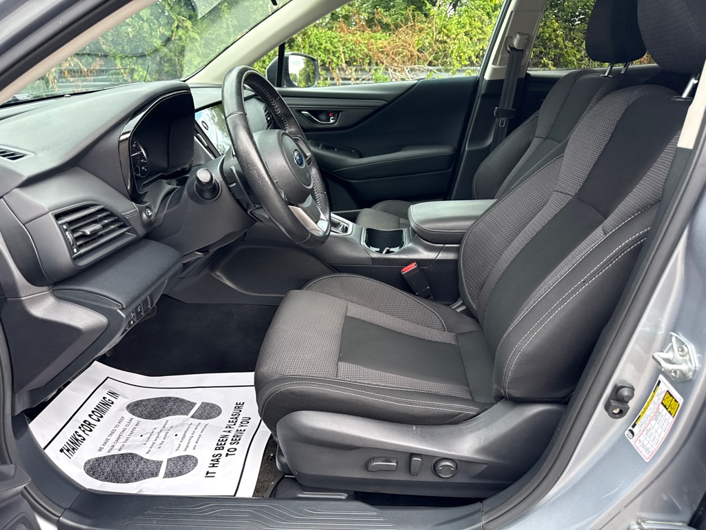 Photo 5 of this SUBARU OUTBACK