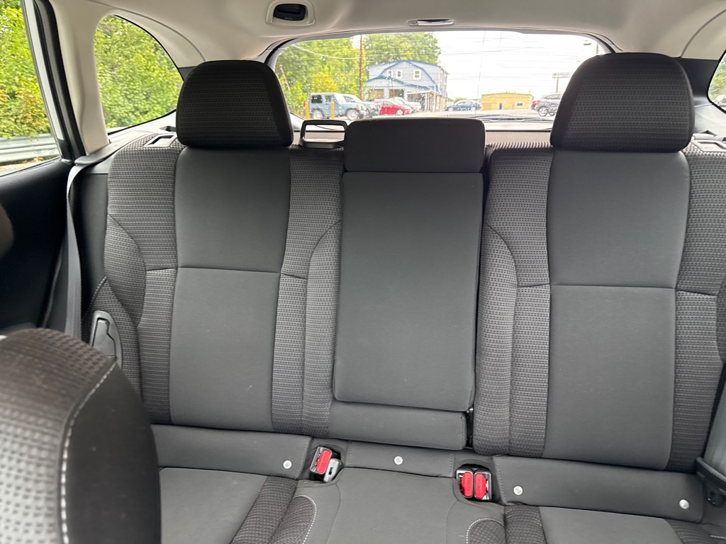 Photo 14 of this SUBARU OUTBACK