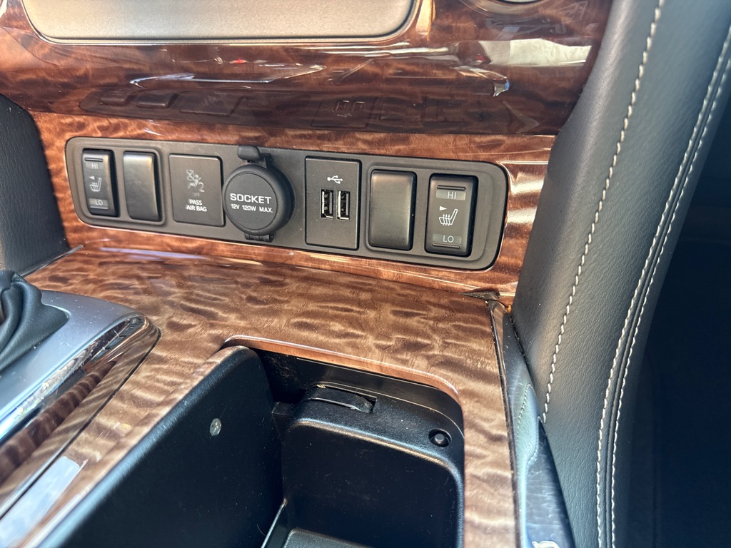 Photo 18 of this NISSAN ARMADA