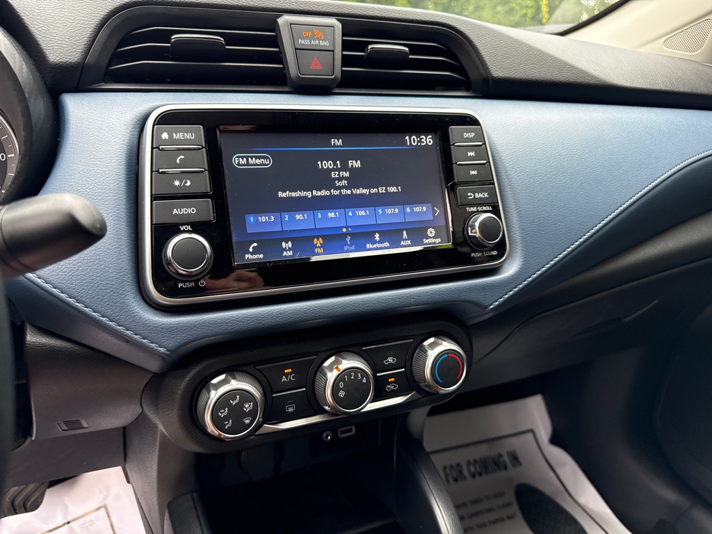 Photo 14 of this NISSAN VERSA