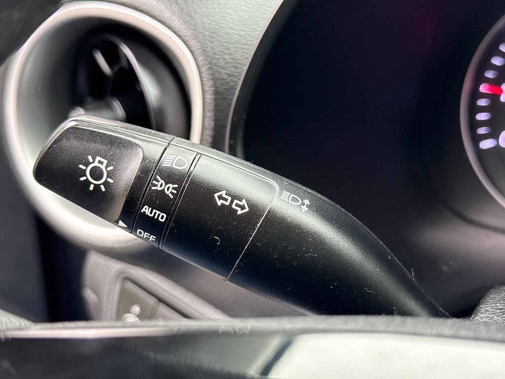 Photo 19 of this KIA FORTE
