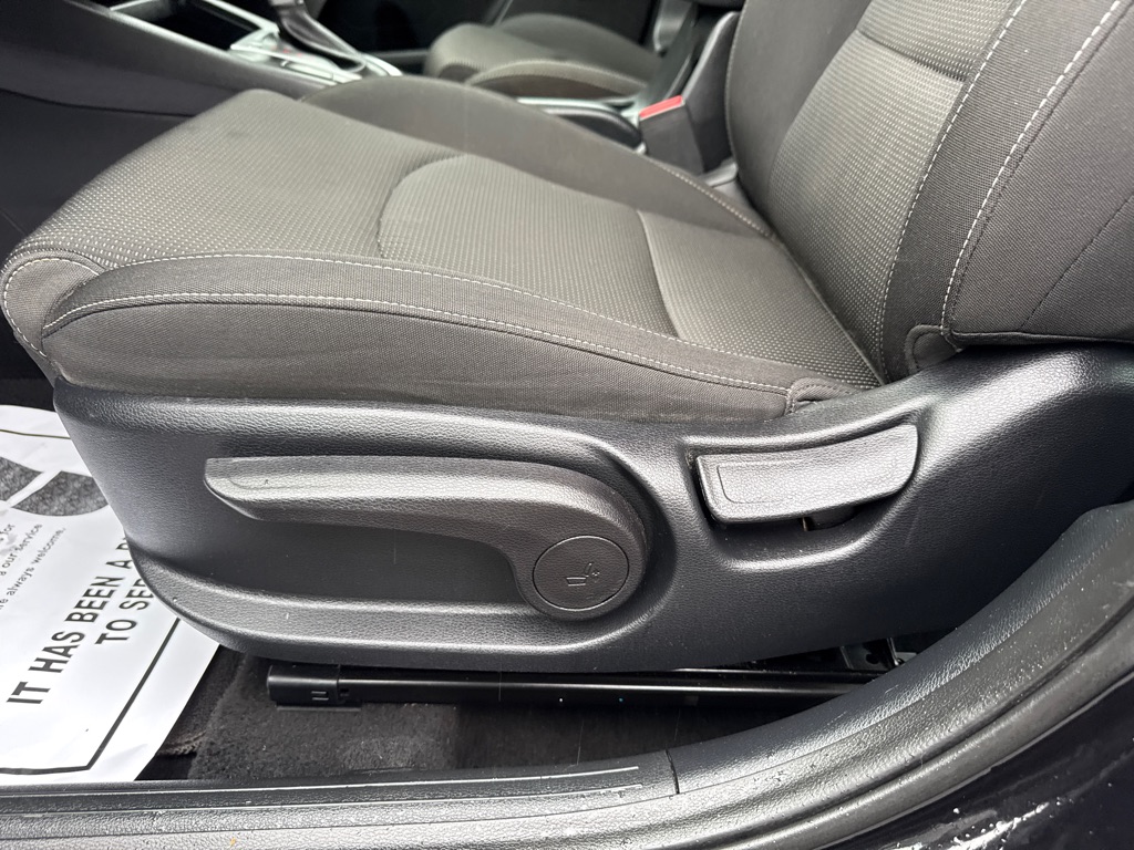 Photo 22 of this KIA FORTE