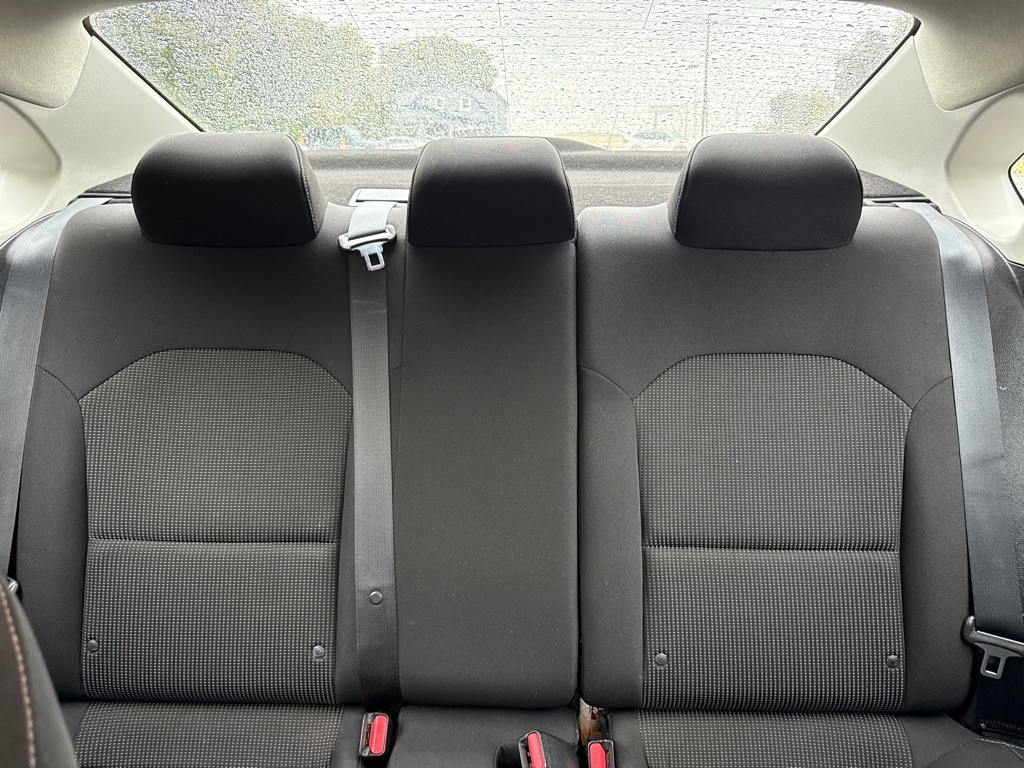 Photo 12 of this KIA FORTE