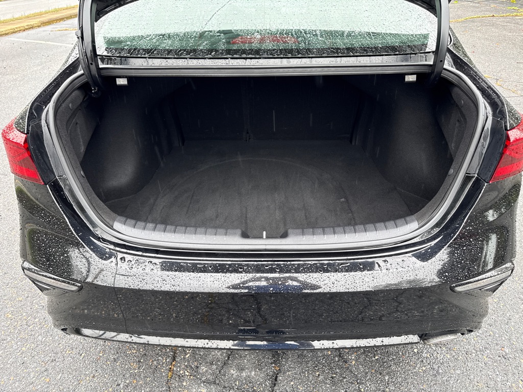 Photo 9 of this KIA FORTE