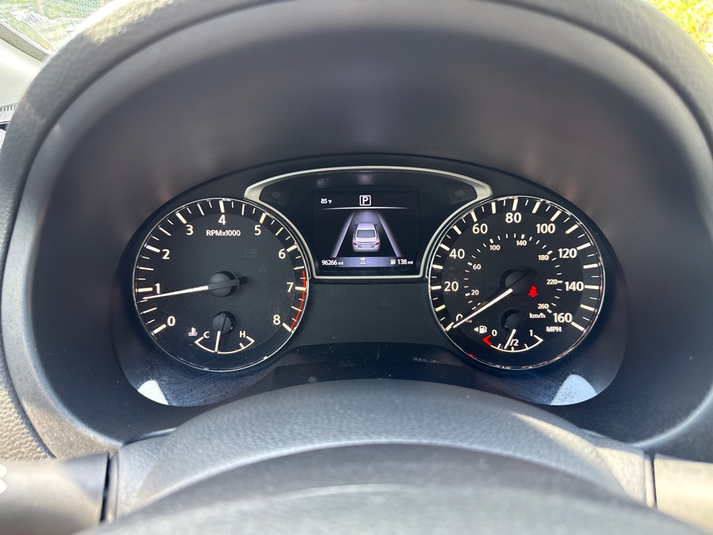 Photo 18 of this NISSAN ALTIMA