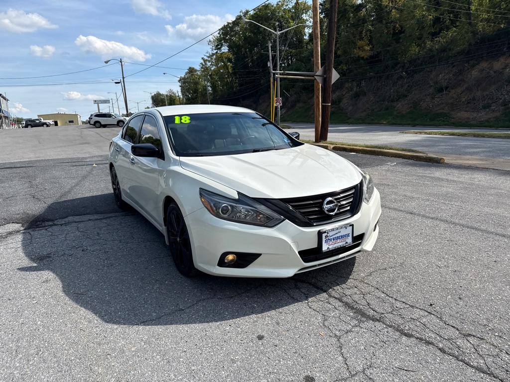 Photo 2 of this NISSAN ALTIMA