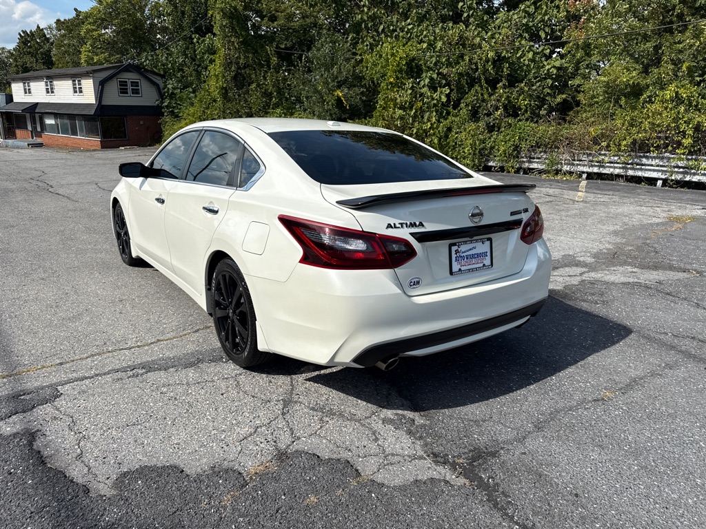 Photo 4 of this NISSAN ALTIMA