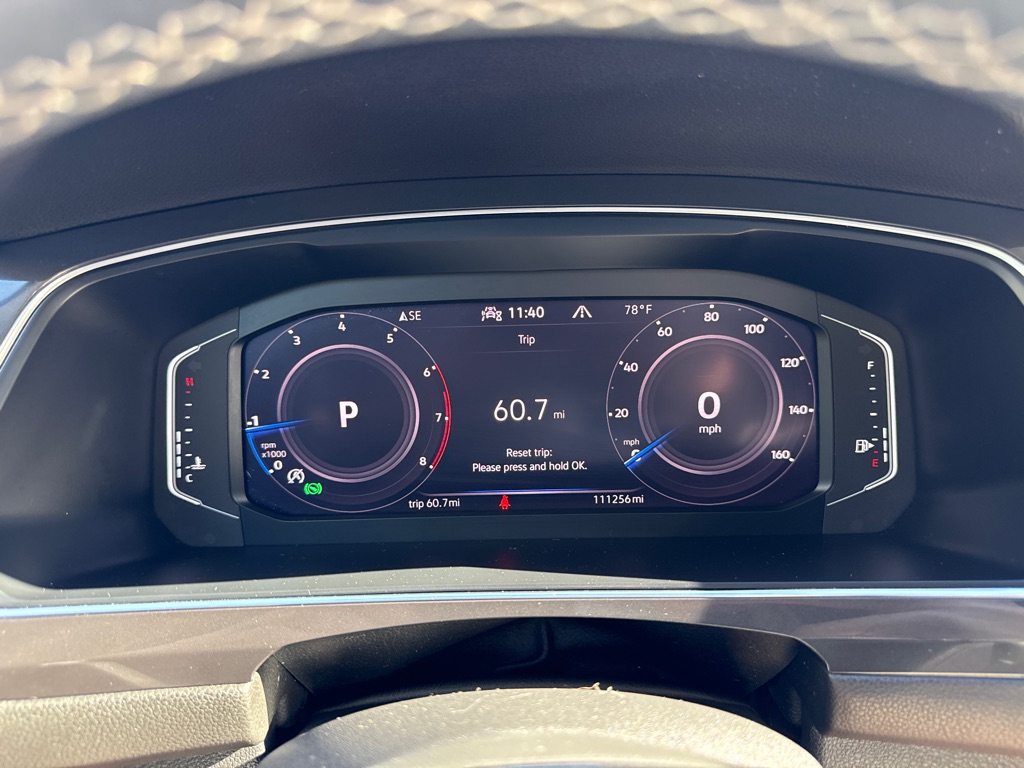 Photo 19 of this VOLKSWAGEN TIGUAN