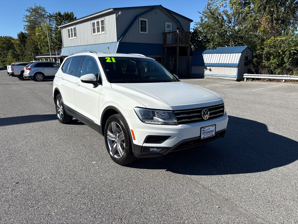 Photo 2 of this VOLKSWAGEN TIGUAN