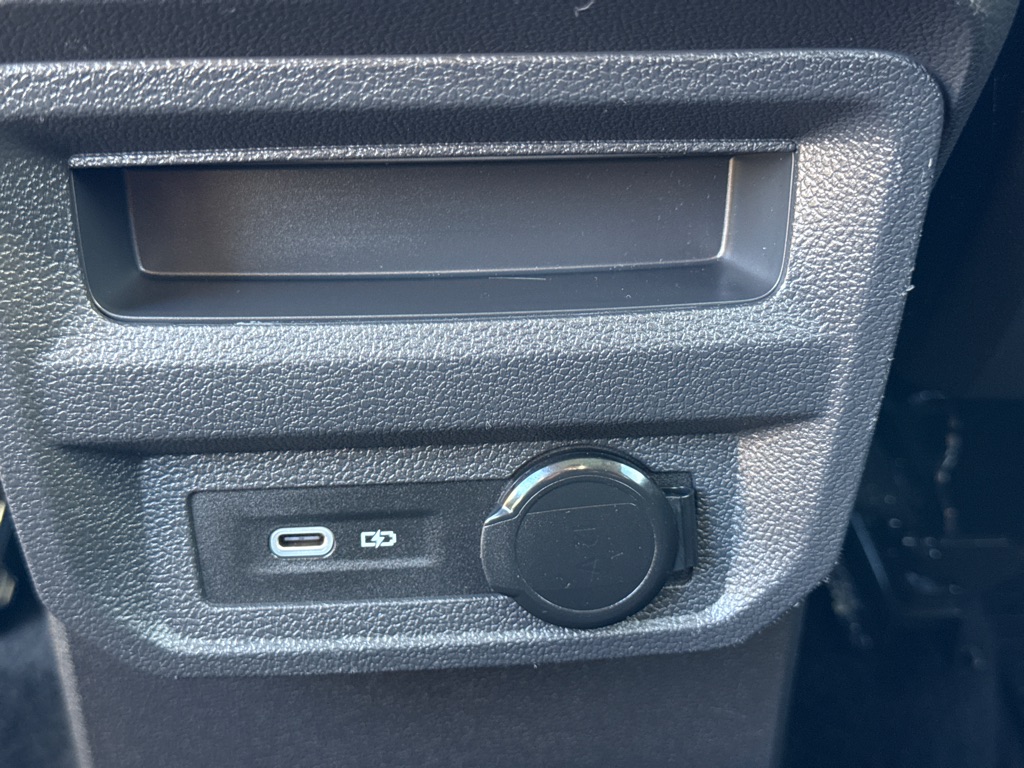 Photo 13 of this VOLKSWAGEN TIGUAN
