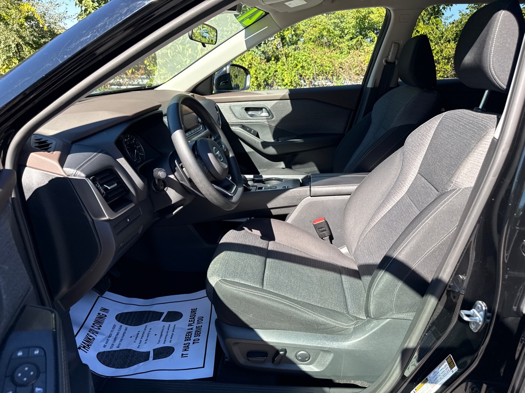 Photo 5 of this NISSAN ROGUE