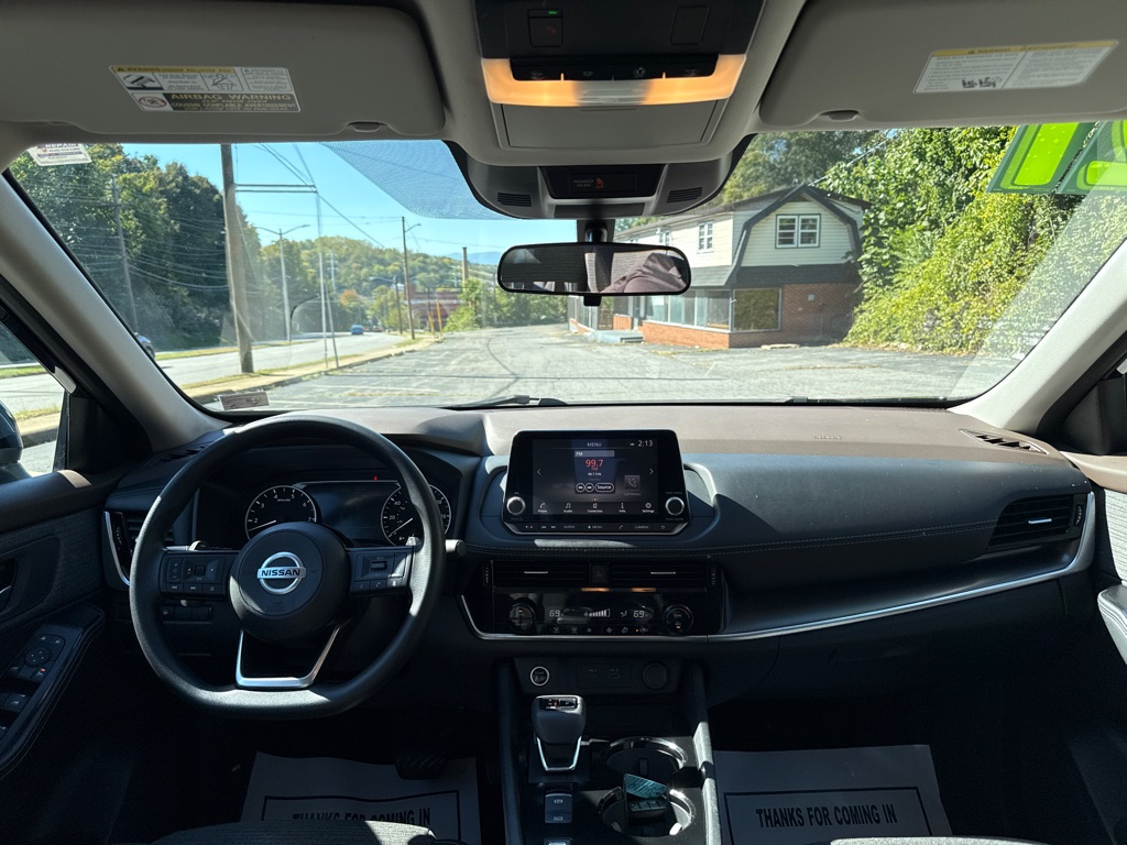 Photo 11 of this NISSAN ROGUE