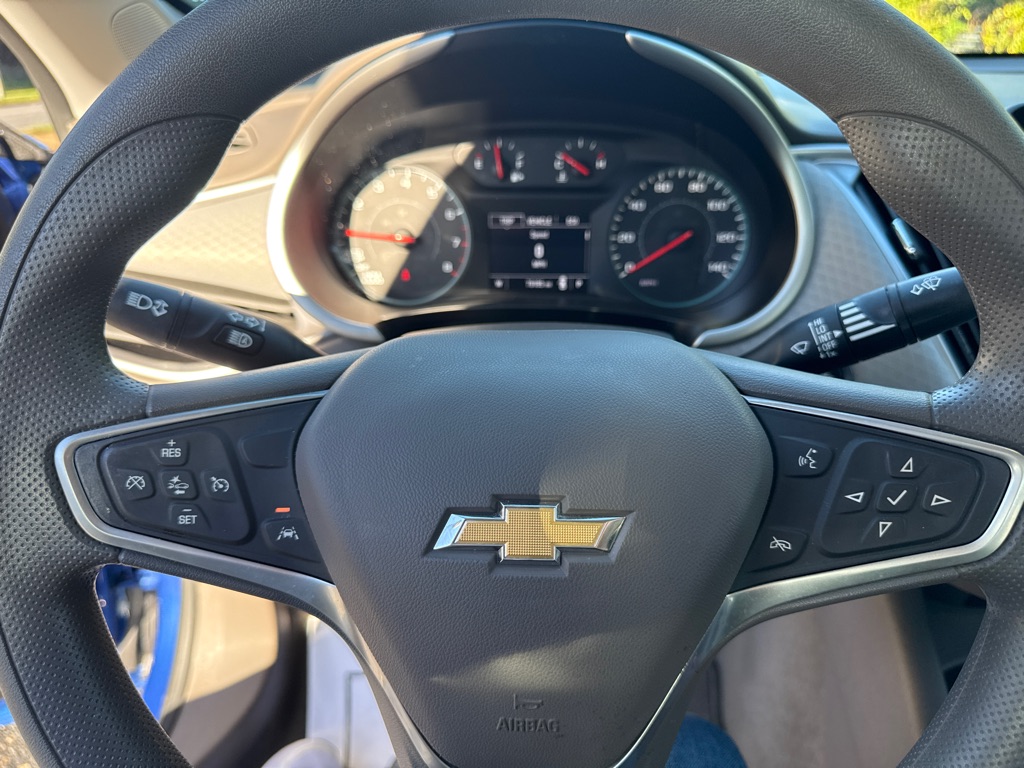 Photo 17 of this CHEVROLET MALIBU