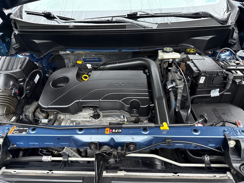 Photo 7 of this CHEVROLET EQUINOX