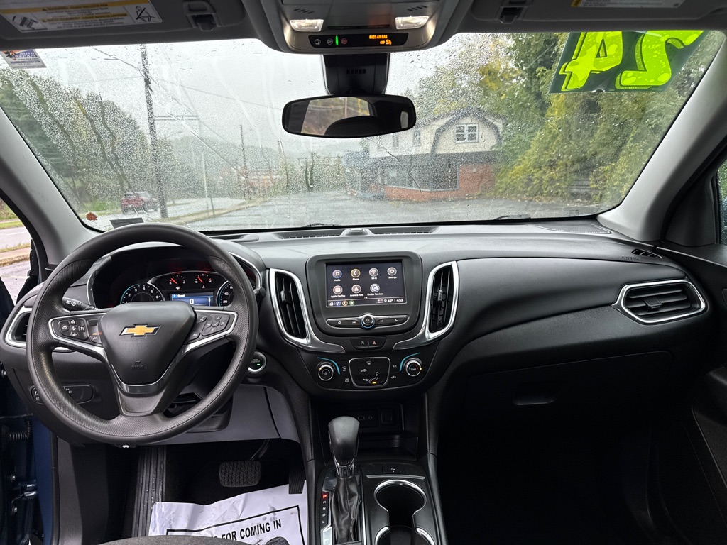 Photo 11 of this CHEVROLET EQUINOX