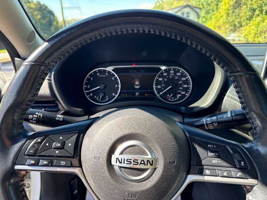 Photo 19 of this NISSAN SENTRA