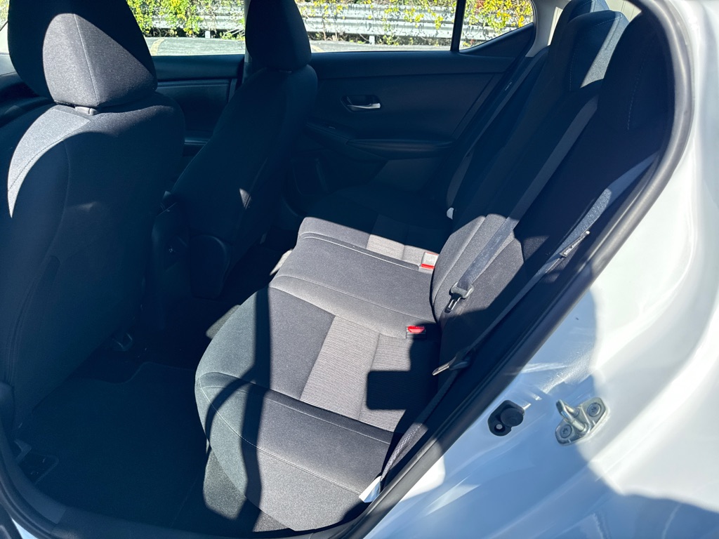 Photo 6 of this NISSAN SENTRA
