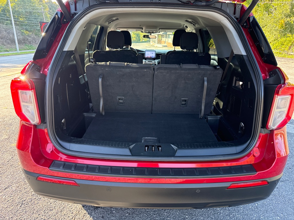 Photo 10 of this FORD EXPLORER