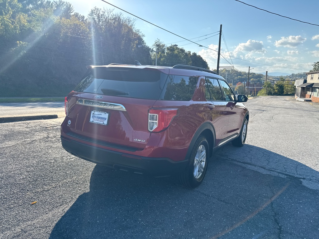 Photo 3 of this FORD EXPLORER