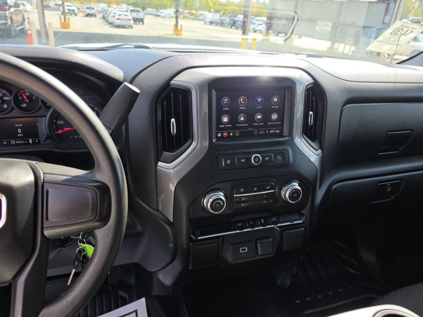 Photo 3 of this GMC SIERRA