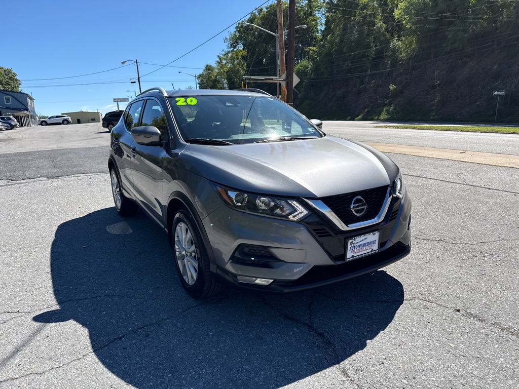 Photo 2 of this NISSAN ROGUE SPORT