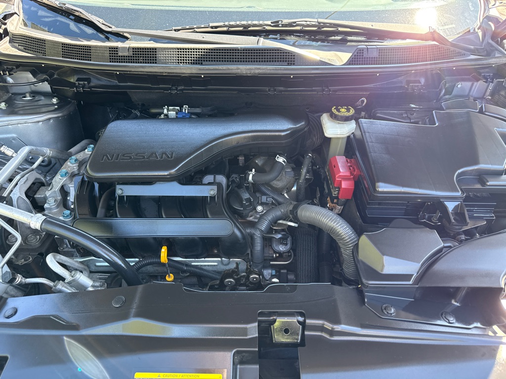 Photo 7 of this NISSAN ROGUE SPORT