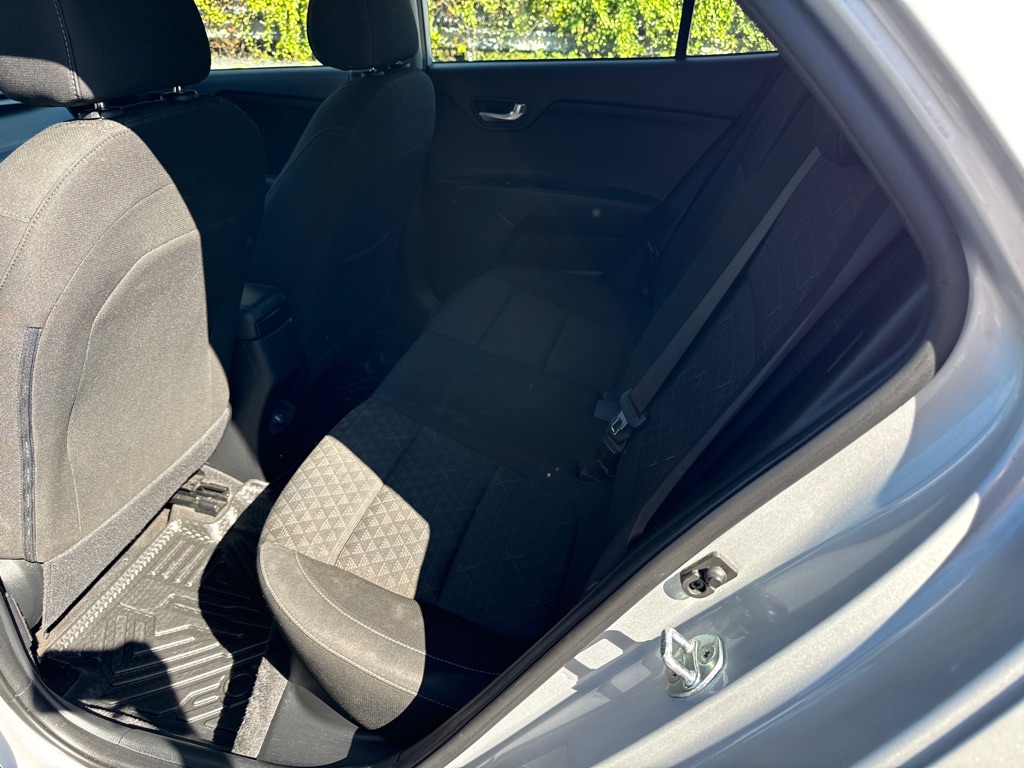 Photo 6 of this KIA RIO