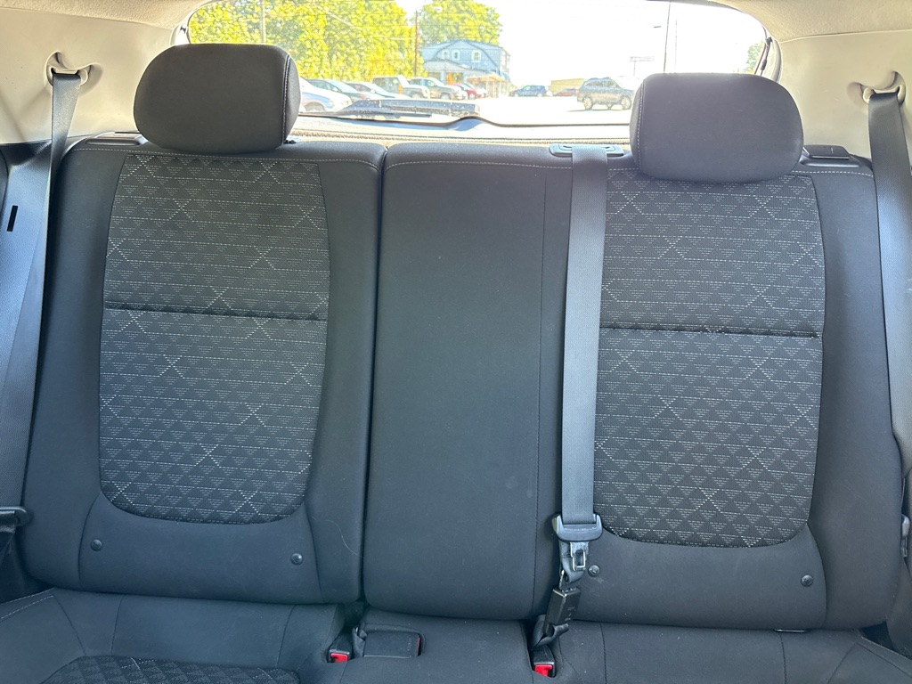Photo 12 of this KIA RIO