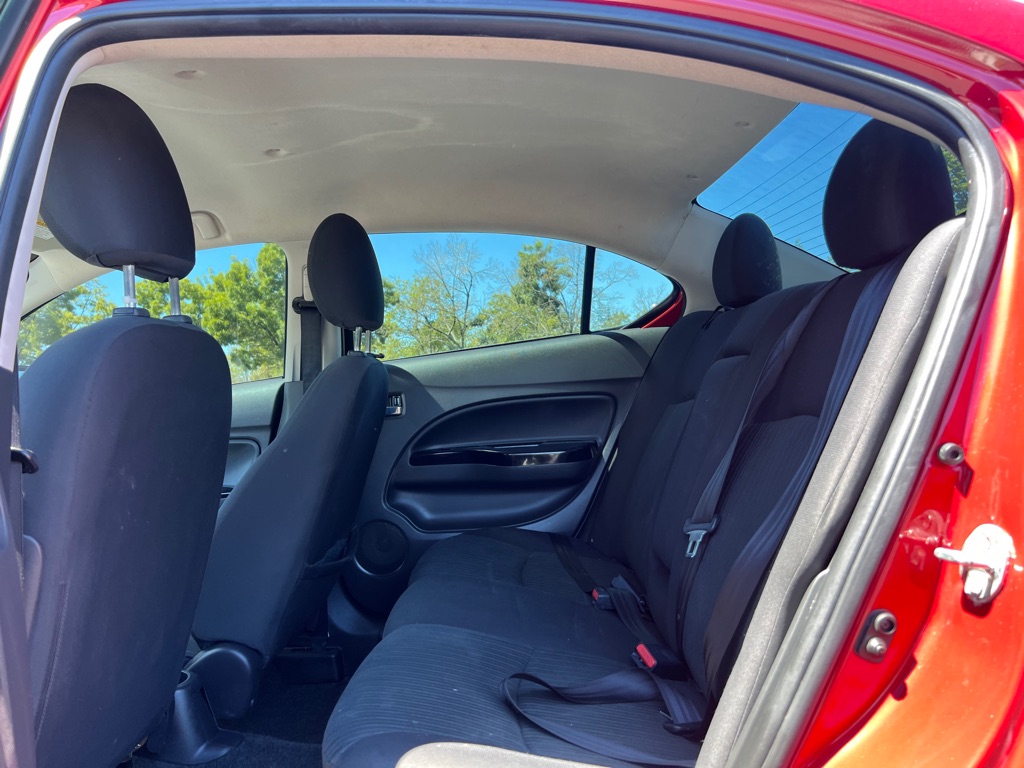 Photo 16 of this MITSUBISHI MIRAGE