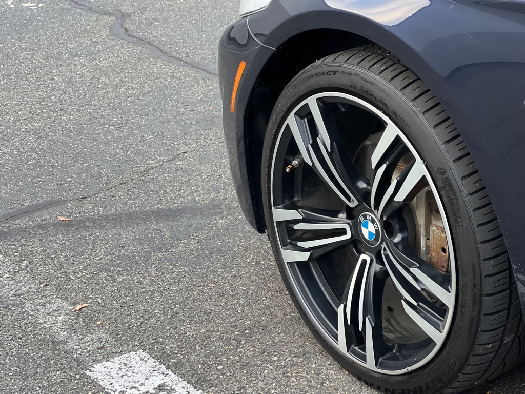 Photo 10 of this BMW 535