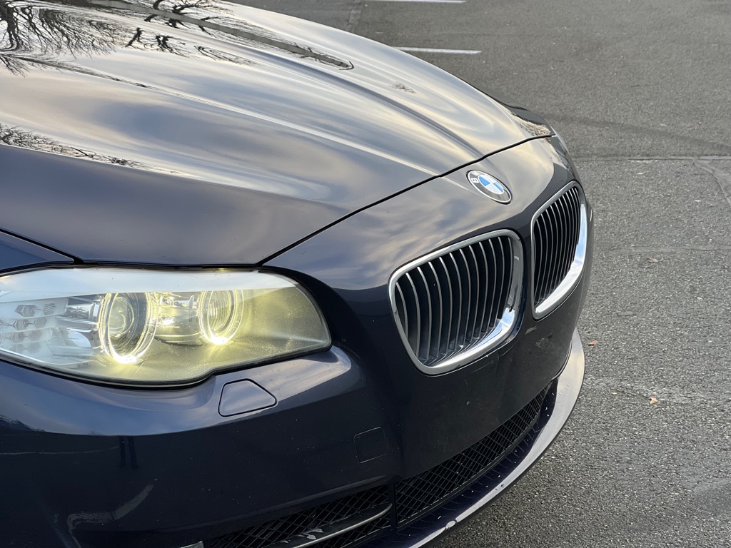 Photo 9 of this BMW 535