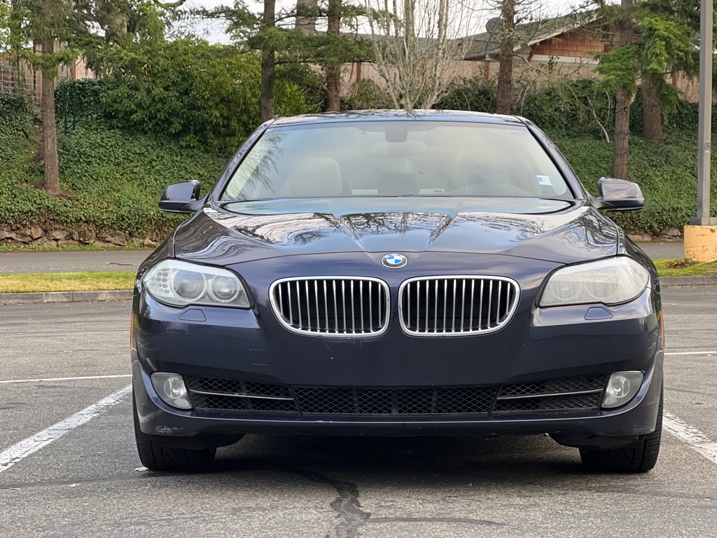 Photo 8 of this BMW 535