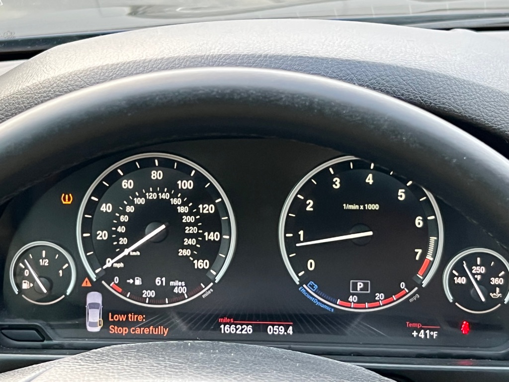 Photo 15 of this BMW 535